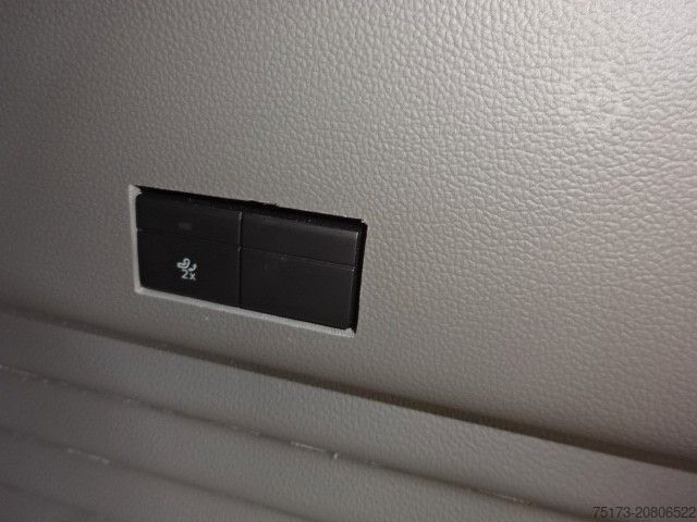 Caravan/camper FORD Tourneo Custom Copa C500 340L1 PHEV Markise AHK