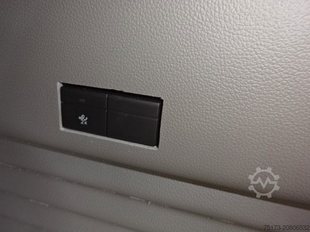 Caravan/camper BÜRSTNER Tourneo Custom Copa C500 340L1 PHEV Markise AHK