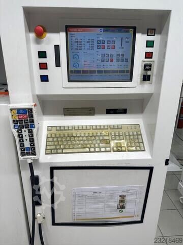Máquina de erosão de arame Charmilles Robofil 440-CC