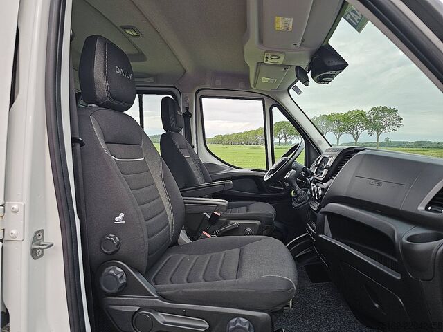Nakladalna ploščad IVECO DAILY 35S18 DC Open Laadbak 3.0L