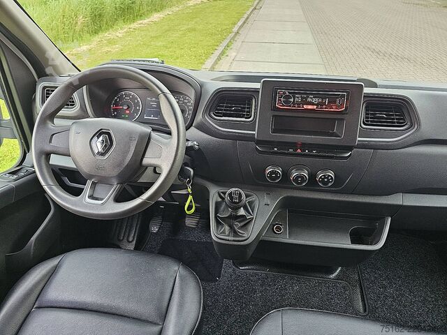 Kõrge katusega universaal RENAULT MASTER 2.3 L1H1 Dubbel Cabine!
