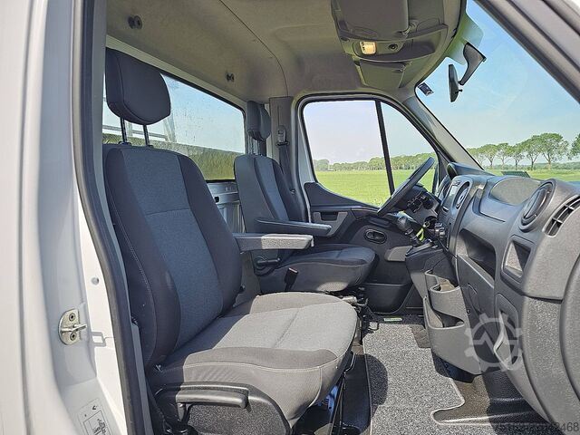 Platformslastbil med kran RENAULT MASTER T35 HIAB T-CLX13 EURO6