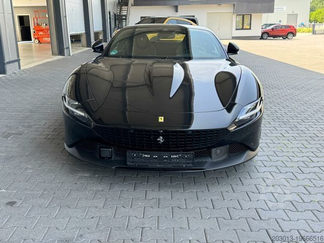 Fourgon FERRARI Roma Coupe Schwarz