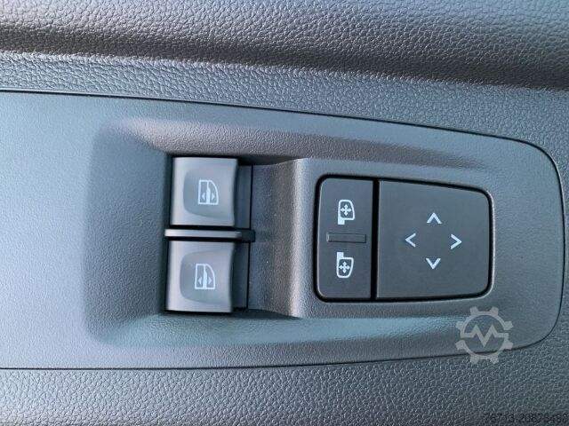 Dobozos furgon Renault Master advance L3H2 3,5t Blue dCi 170 KAMERA+LED