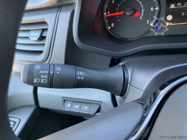 Κλειστό βαν Renault Trafic L1H1 3.0t Blue dCi Komfort NAVI+KAMERA