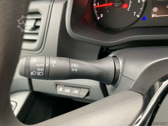 Κλειστό βαν Renault Trafic Komfort L1H1 3,0t Blue dCi 130 AHK+KAMERA