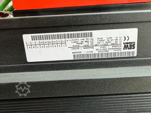 Inverter SEW EURODRIVE MOVIDRIVE B MDX61B0450-503-4-0T SEW EURODRIVE MOVIDRIVE B MDX61B0450-503-4-0T Falownik SEW EURODRIVE MOVIDRIVE B MDX61B0450-503-4-0T Falownik
