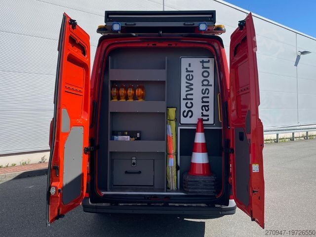 Bestelwagen MAN TGE 3.180 L3H3 Individual S BF3 + BEGLEITFAHRZEU