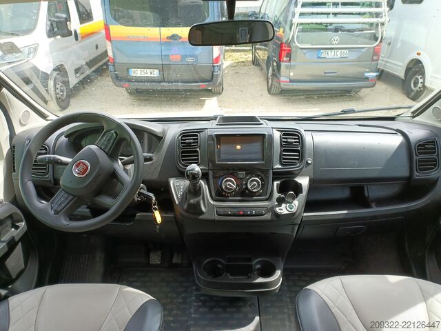 Caravana semiintegrada 2024 Ford Transit Weinsberg Carasuite | Automatico | Posti letto per 5