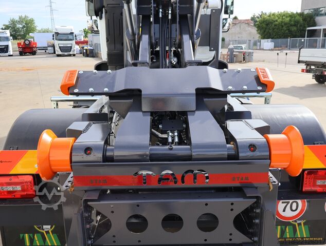 Kanca kasalı yük kamyonu (roll-off) DAF XB 290 FA 16 ton - SCARRABILE A GANCIO