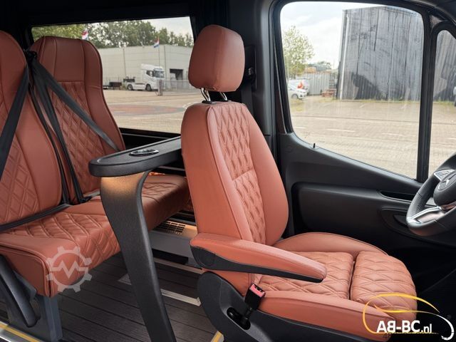 Autocar MERCEDES-BENZ 519 STORM 21 SITZE GROSSEN KOFFER
