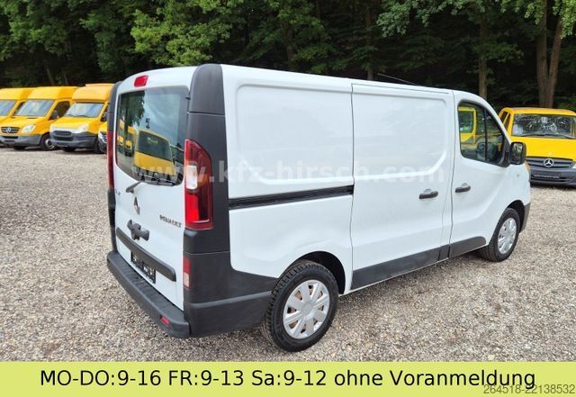 Ploščati dostavnik RENAULT Trafic 2xSchiebetüre|1.Hd.|Klima|PDC|Bluetooth|