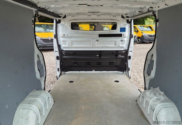 Ploščati dostavnik RENAULT Trafic 2xSchiebetüre|1.Hd.|Klima|PDC|Bluetooth|