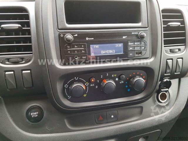 Ploščati dostavnik RENAULT Trafic 2xSchiebetüre|1.Hd.|Klima|PDC|Bluetooth|