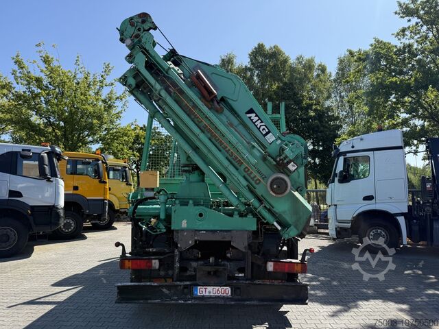Камион с платформа Volvo FM12 420 4X4 Kran MKG 300 bis 24 Meter