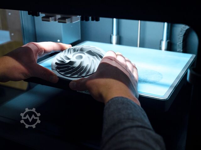 เครื่องพิมพ์สามมิติ Markforged Komplette Produktions-Farm Metal X