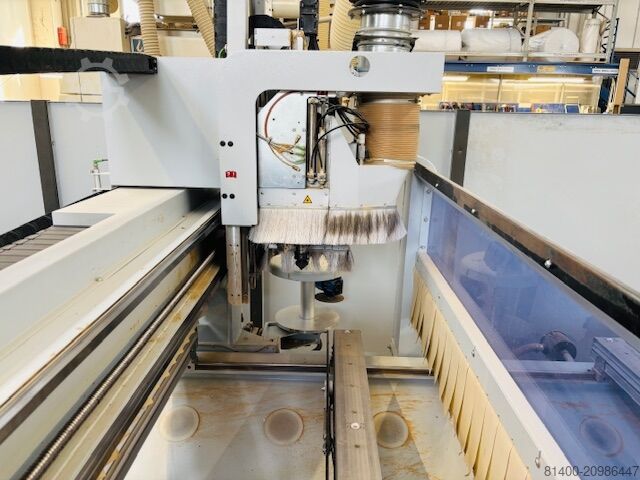 マシニングセンター HOMAG BMG 111