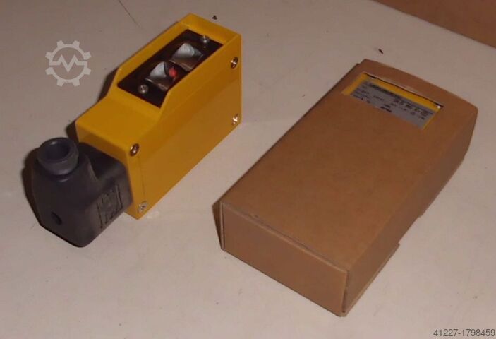 отражающий световой барьер Leuze SLS 85 E-2