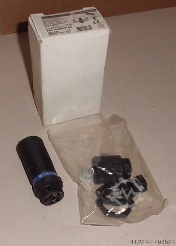 Inductive sensor Telemecanique XS4 P30PA370B