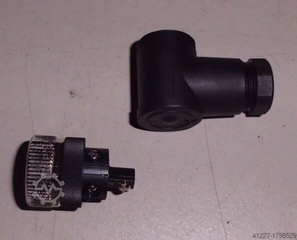 65 plugs Phoenix Contact SACC-M12FR-5CON-PG9-M