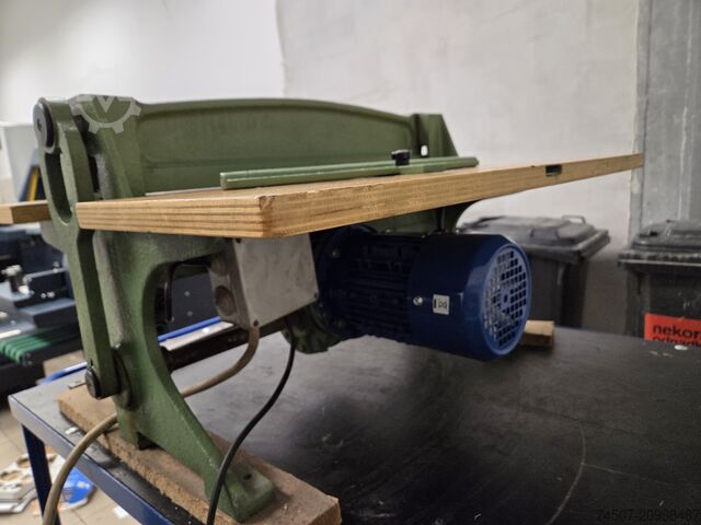 Máy gấp và đục lỗ Costruzione Macchine Cartotecniche 