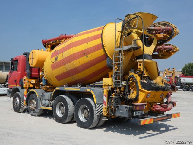 Kamion sa pumpom za beton Astra HD7/c 8445