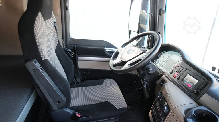 标准-SZM MAN TGX 26.460 6x2 tractor unit 666.000km