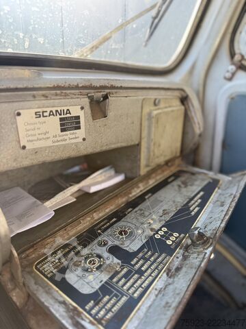 Loading platform Scania 50 L5046 – 4x2 classic oldtimer open box truck