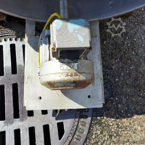 V4Aステンレス製700リットル撹拌容器（プロペラ攪拌機付き）  9096