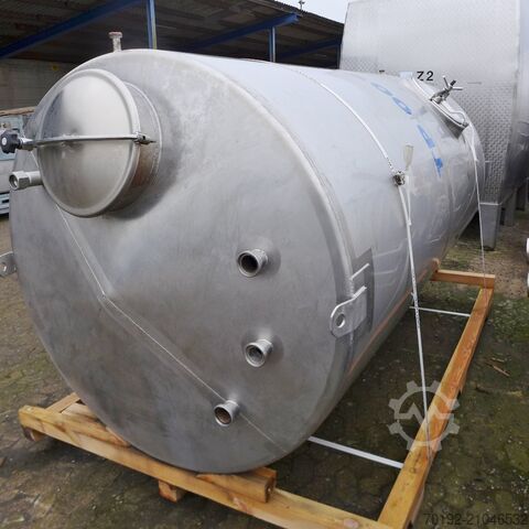 Tangki 6000 liter yang terbuat dari V2A  9046