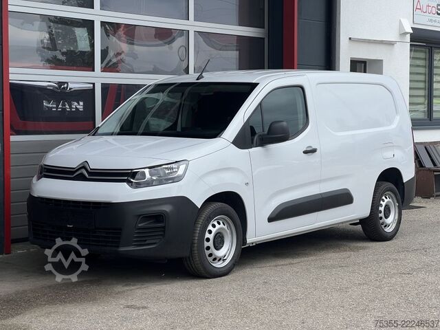 Panelinis furgonas CITROEN Berlingo Club XL L2 Klima Tempomat 3-SitzeParktr