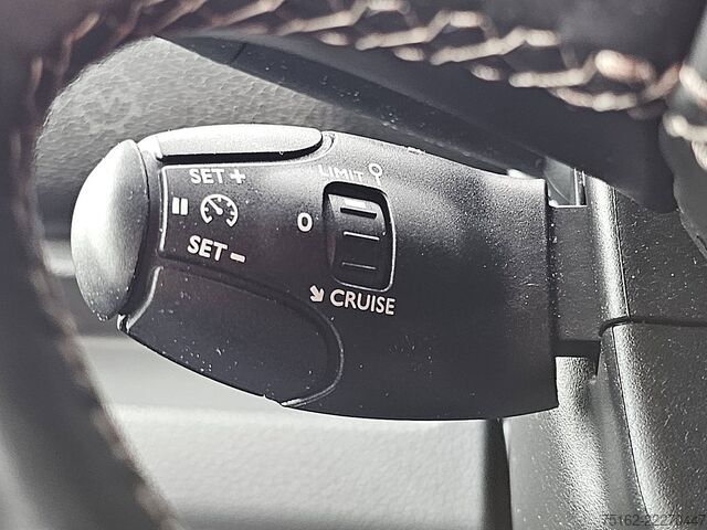 하이루프 스테이션 왜건 PEUGEOT E-EXPERT L2 75kWH 330Km WLTP