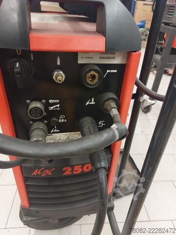 Aparat za zavarivanje KEMPPI ProMig ACDC MasterTIG