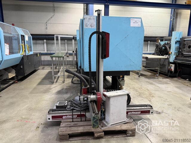 Wittmann 818-7353 (2015) linjärrobot + konsol Wittmann 818-7353