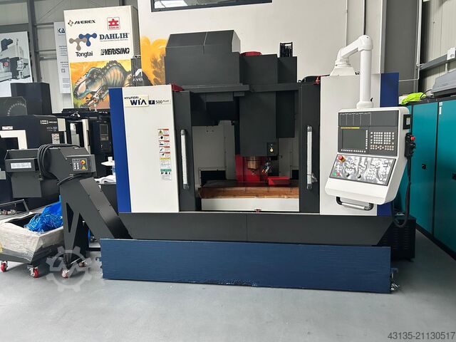 Vertical machining center Hyundai F 500 Plus