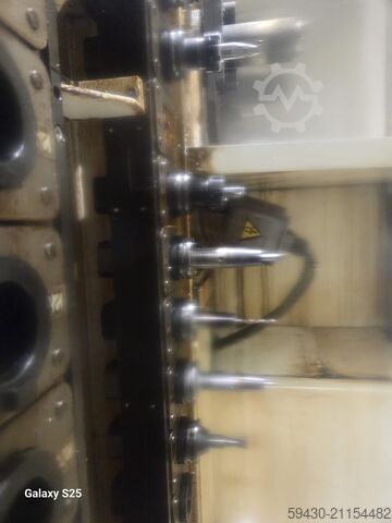 Horizontal-Bearbeitungszentrum Kitamura Mycenter-HX300iG