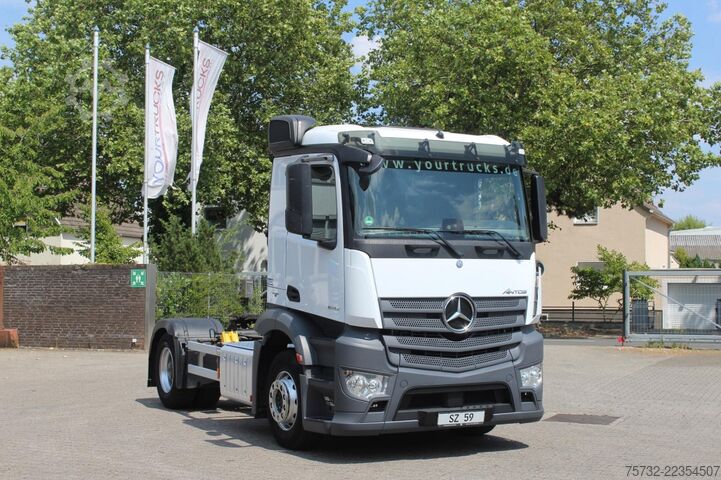 標準トラクターユニット Mercedes-Benz Antos 1842   Anhähgerkupplung ACC Standheizung