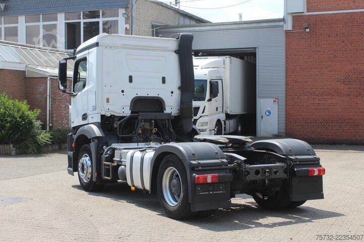 標準トラクターユニット Mercedes-Benz Antos 1842   Anhähgerkupplung ACC Standheizung
