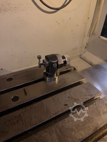 вертикальный обрабатывающий центр Haas VF-3