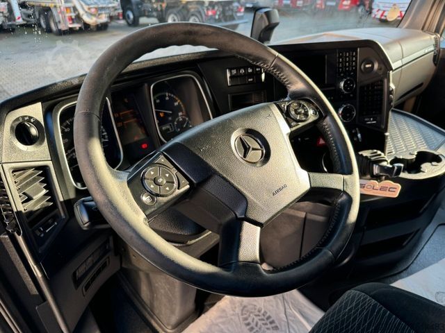 Standard tractor unit MERCEDES-BENZ Actros 1845 SZM 4x2 Streamspace *Retarder