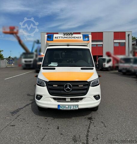 Ambulanza Mercedes-Benz 1000