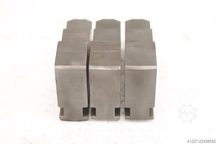 Utbytbara käftar unbekannt Breite 30 mm