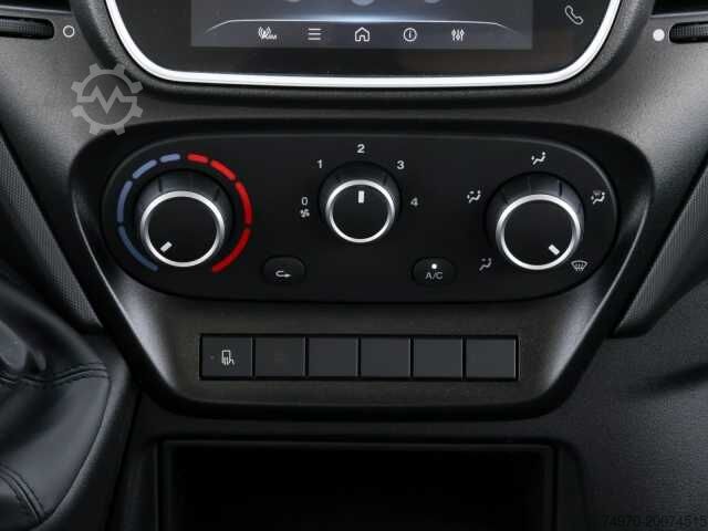 ダブルキャブバン Iveco Daily 35S16H 3.0 D Doppelkabine Pritsche