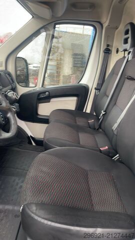 Kühlkastenwagen Peugeot BOXER L1H1 2.2 CC 110 CV
