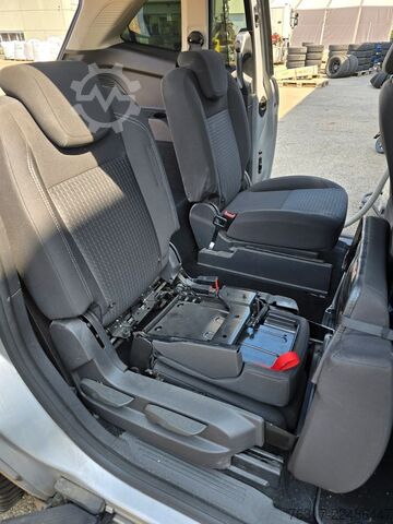 Minibús FORD Grand C-Max 1,5TDCi 88kW Trend
