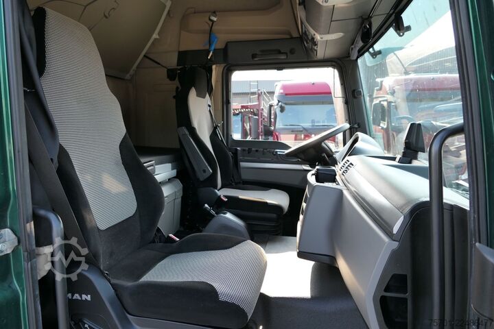 Φορτηγό μεταφοράς αυτοκινήτων MAN TGM 15.290 geschloss. Autotransp. Komplettzug