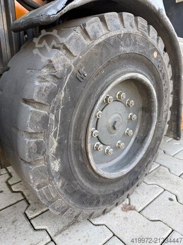 Elektrisk 4 -hjulig gaffeltruck Still R60-30