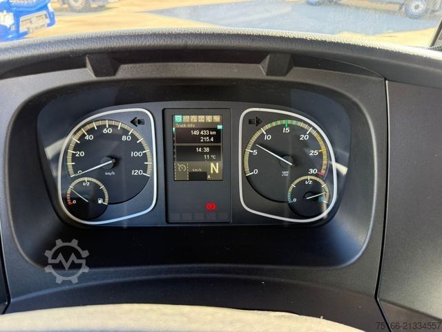 Furgão frigorífico MERCEDES-BENZ ATEGO 821 L Kühlkoffer 4,30 m LBW 1 T*MITSUBISHI