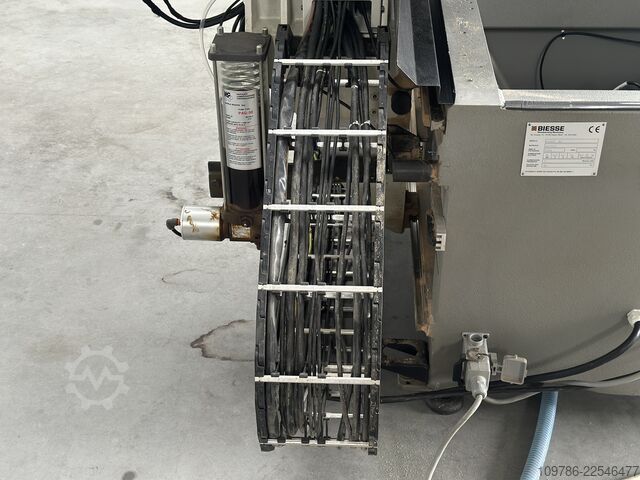 CNC-Bearbeitungszentrum BIESSE ROVER 20 CNC BIESSE ROVER 20