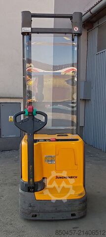 Paletové zakladače Jungheinrich EJC 214 4.1m/ 2019y/ 3108mh Batt2025